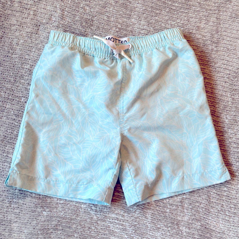 Mott50 Boys UPF 50+ Tropical Leaf Swim Trunks‎ Aqua White Size 6/7